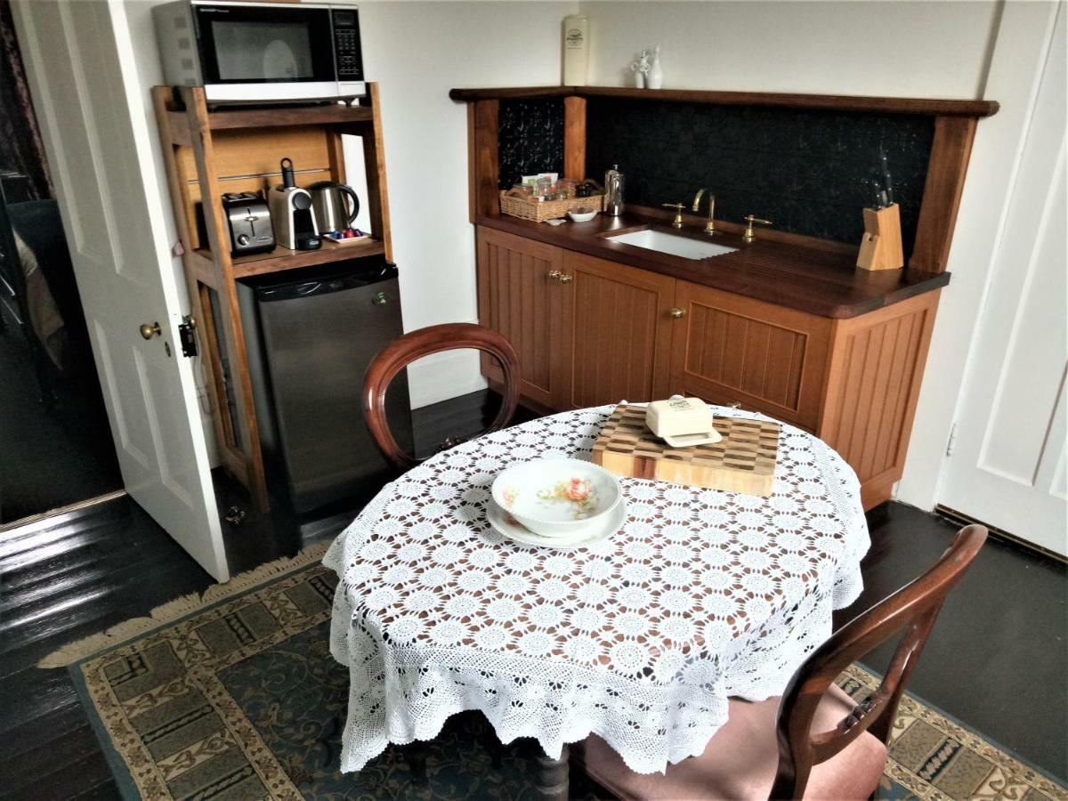 Oakdene Heritage Accommodation St Marys Экстерьер фото
